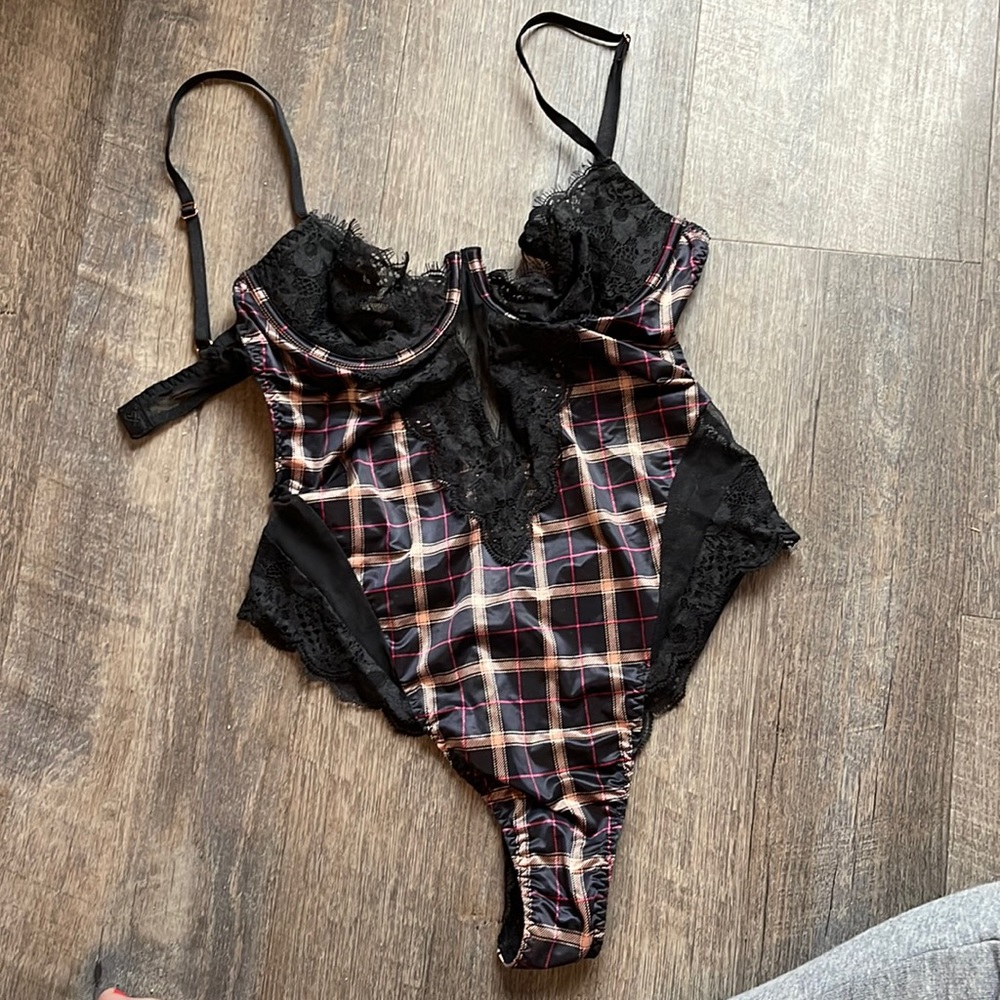 VS lingerie